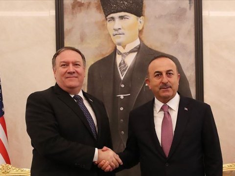 Çavuşoğlu Pompeo ilə Suriyadakı əməliyyatı müzakirə etdi