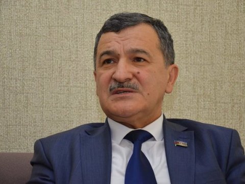 Aydın Mirzəzadə müxalifəti HƏDƏLƏDİ