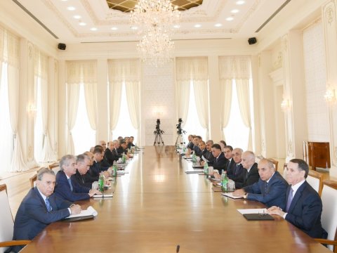 Prezident çağırış etdi - Digər pensiyaçı məmurlardan kimlər istefa verəcək?..