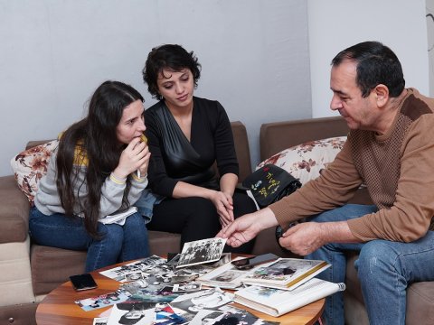 Mənim kəndim: “6-cı sinifdən 10-cu sinfə kimi göyərti satmışam” - Allahverdi Yolçuyevin uşaqlıq XATİRƏLƏRİ 