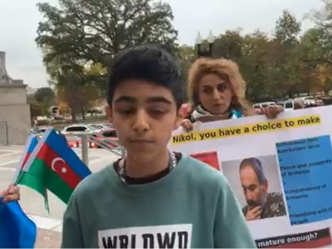 Azərbaycanlı yeniyetmə ABŞ Konqresinin önündə cəsarətli ÇIXIŞ ETDİ - VİDEO 