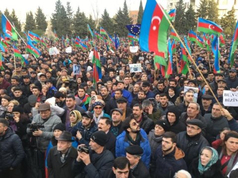 Müxalifət partiyaları “mitinq era”sının bitdiyini düşünür – “Televiziya və sosial şəbəkələr...