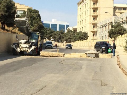 Bir ildir bağlı olan Badamdar yolu nə vaxt açılacaq? - “Gərginlik arta bilər”