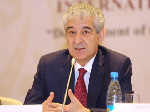 Əli Əhmədov: “Seçkidə iştirak etməyən partiyanın mövcudluğu öz mənasını itirir”   