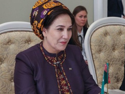 Gülşət Məmmədova Bakıya gəlir - Oqtay Əsədovla görüşəcək