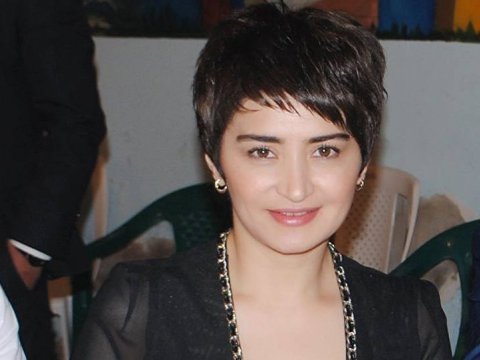 Fədayə Laçın səhnəyə qayıdır - yeni mahnıları olacaq