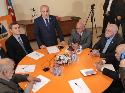 Müxalifət rəhbərlərinin dəyirmi masası yekunlaşdı