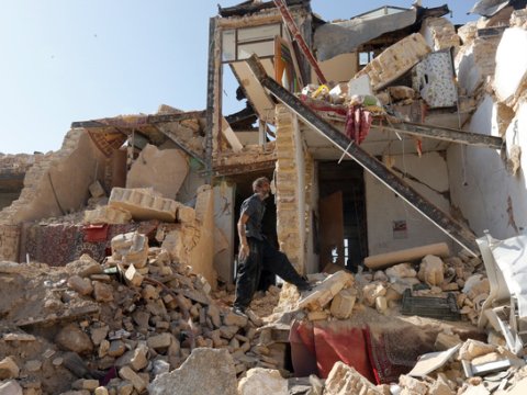 İranda güclü zəlzələ: 5 azərbaycanlı öldü, yüzlərlə yaralı var - FOTOLAR