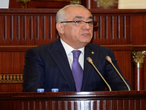 Baş Nazir Əli Əsədov Milli Məclisə gəldi 