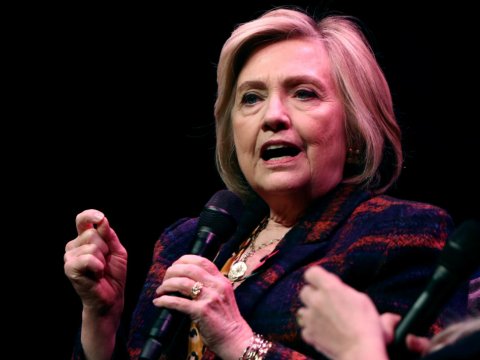 Hillari Klinton son anda ölümdən döndü