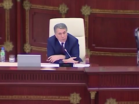 “Məhkəmə özəl ekspertlə dövlət eksperti arasında qalacaq…” - I vitse-spiker