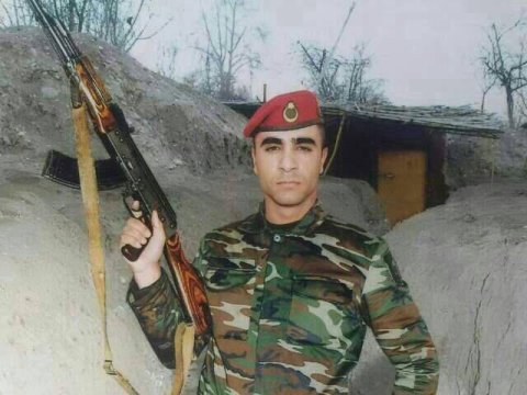 Şəhid anası oğlunun adından dələduzluq edənin həbsini istəyir