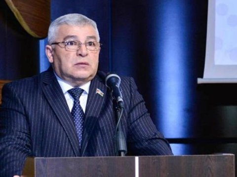 Deputat hökuməti TƏNQİD ETDİ - Köçkünlərlə bağlı bəzi qərarların ləğvini İSTƏDİ  