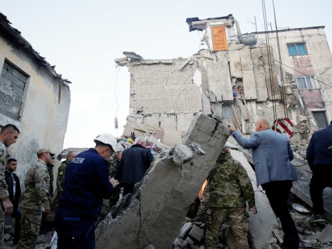 Albaniyada zəlzələ qurbanlarının sayı 5-ə çatdı