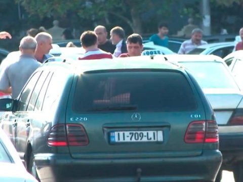 Xarici nömrəli maşınların ölkəyə girişində hansı dəyişiklik var?