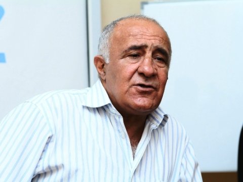 “Cümşüd Nuriyev saxta veteran vəsiqəsi gəzdirir” - Qarabağ Qazisi  