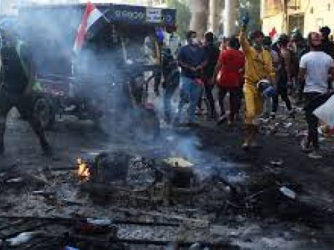 Etirazlarda 27 nəfər öldü