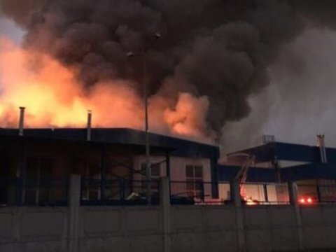 Avtomobil zavodunda yanğın