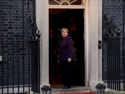 Liderlər Suriyaya hücumların dayandırılmasına razılaşdı