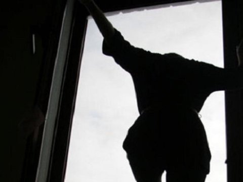 “Keşlə” klubundan bacısı intihar edən futbolçu ilə bağlı AÇIQLAMA