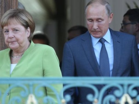 Merkel 9 saatlıq danışıqlardan sonra: “Putin, sən qalib gəldin”