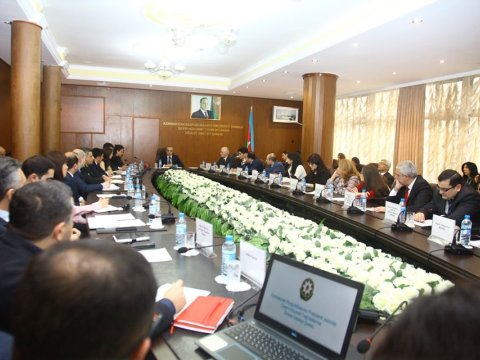 Şurada 26 dövlət qurumunun eksperti ilə görüş - FOTO