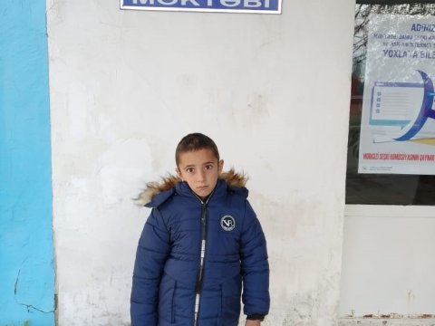 Nazirlik təhsildən kənar qalmış 9 yaşlı Polad Novruzlunu məktəbə qaytardı - FOTO