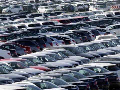 Azərbaycan qonşu ölkədən 444 milyon dollarlıq mal alıb