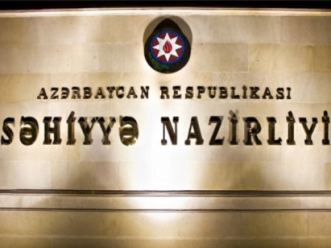 Səhiyyə Nazirliyi küçədən tapılan uşaqla bağlı açıqlama yaydı
