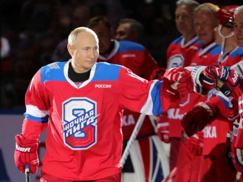 Putinin yuxusu ərşə çəkilib