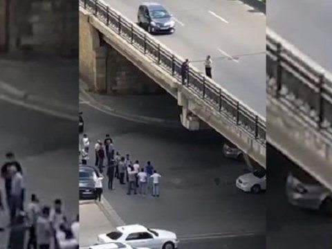 Bakıda kişi özünü körpüdən atmaq istədi - FHN fikrindən daşındırdı - YENİLƏNİB