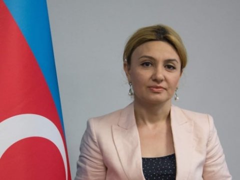 Bizimkilər - Zəminə Əliyeva: “Uşaq yaşlarımdan həyatda ata-anasız addımlayıram” - MÜSAHİBƏ