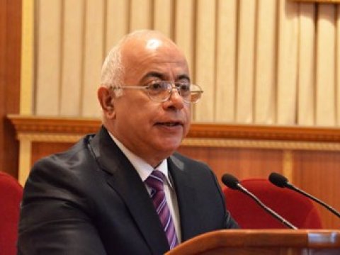 YAP-ın professor namizədindən AÇIQLAMA