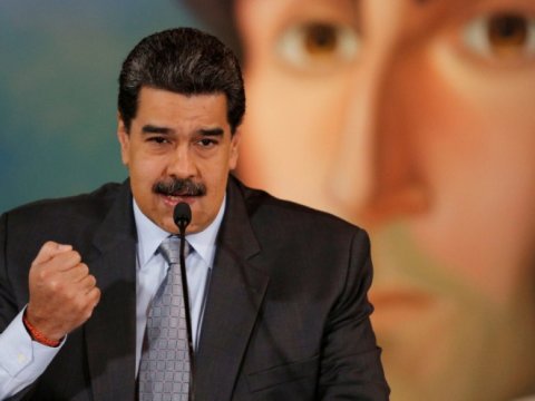 Maduro Kolumbiya prezidentini şəxsi düşməni elan etdi