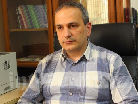 “İstehlak kreditlərinin payının artması təhlükəlidir” - İqtisadçı