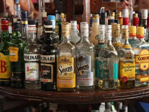AQTA spirtli içkilərlə bağlı yoxlamalara başladı - Nöqsanlar aşkarladı