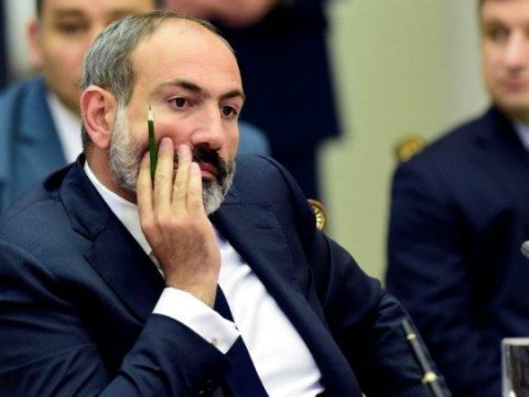 Paşinyan yanlış paylaşım etdi, qeyri-ciddilikdə ittiham olundu