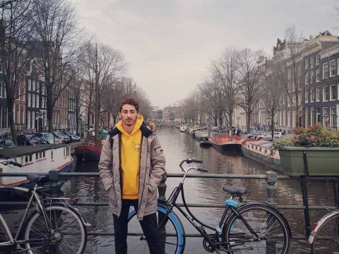 İspaniyada oxuyan soydaşımız: 