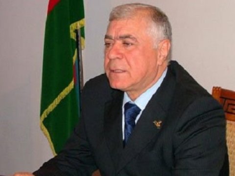 General ev qalmaqalından DANIŞDI: “Avstraliyada heyvanlar yandı, İran təyyarəni səhvən vurdu, biz evsiz yaşamayacağıq ki...”