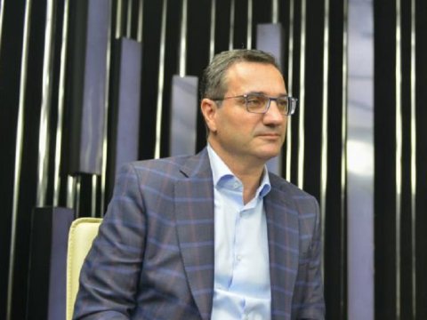 Oqtay Şirəliyev Narkoloji Mərkəzin baş direktorunu İŞDƏN ÇIXARDI