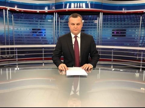 Daha bir telejurnalist deputatlığa namizəd oldu