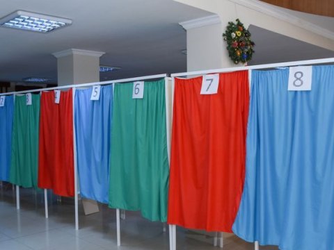 77 beynəlxalq müşahidəçi akreditasiyadan keçib