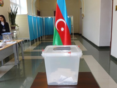 Ukrayna MSK-nın üzvləri növbədənkənar seçkiləri izləyəcək