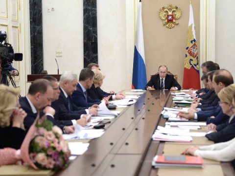 Kremldəki mənbə Putinin yeni planlarını mətbuata SIZDIRDI