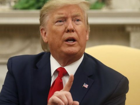 Trampdan Xamneyiyə: “Mənim sözlərimə diqqət yetir”