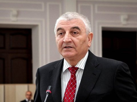 “İnsanlar baş verən dəyişikliklərə biganə yanaşmırlar” - Məzahir Pənahov