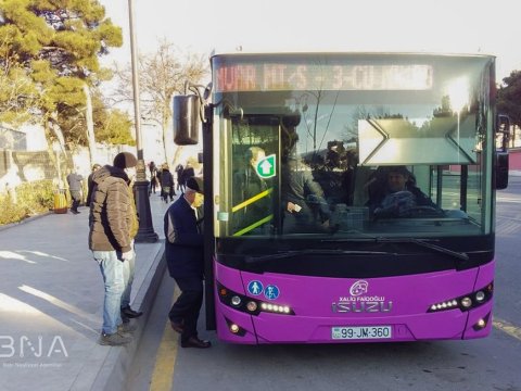 Bakıda 12 metrlik avtobuslar xəttə buraxıldı - FOTO