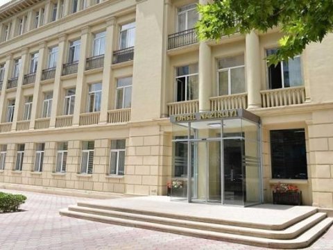 Təhsil Nazirliyi 20 vəzifəli şəxsi tənbeh, 1 nəfəri isə işdən azad etdi 