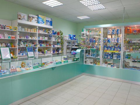 Azərbaycanda həkim-dərman firması ünsiyyətinə QADAĞA