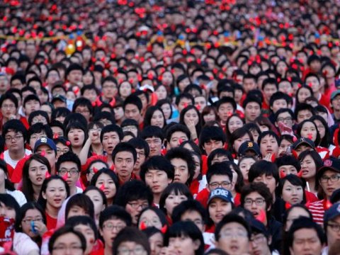 Xaricdə yaşayan çinlilər ölkələrinə qaytarılır